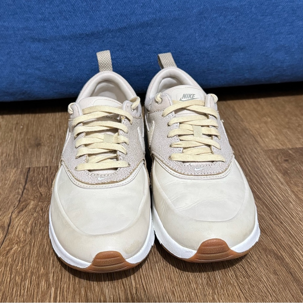 Nike Cream and White Casual Sneakers